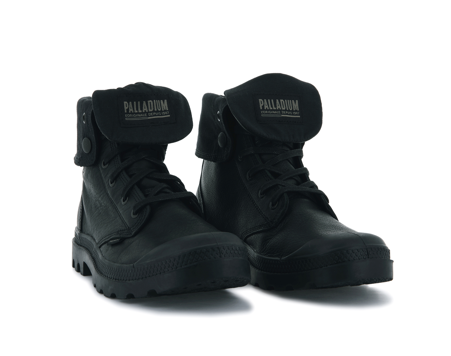 76892-008-M | BAGGY LEATHER ESS | ZWART/ZWART